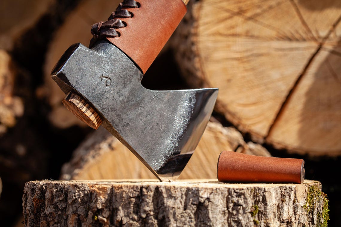 Knives Zone Hand-Forged Camp Axe with Hammer Poll – Carbon Steel Bushcraft Axe with Leather Sheath