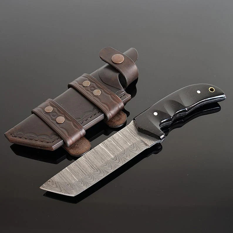 Handmade Full Tang Damascus Tanto Knife – Black Buffalo Horn Handle with Horizontal Leather Belt Sheath