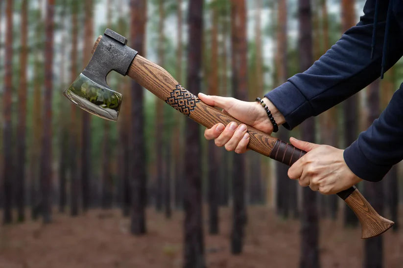 Hand Forged Bushcraft Splitting Axe – Carbon Steel Camping Axe with Ash Wood Handle & Leather Sheath