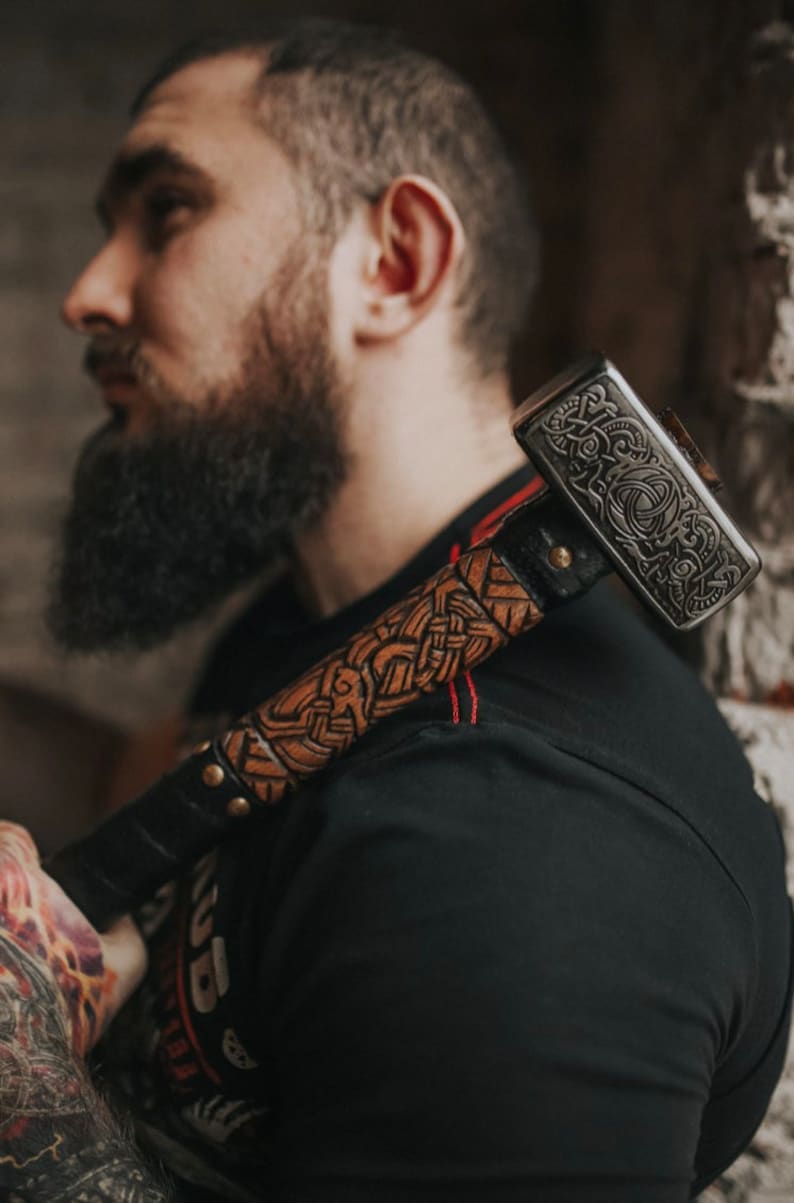 Hand Forged Norse Battle Hammer – Heavy 5kg Steel Hammer with Oak Wood Shaft