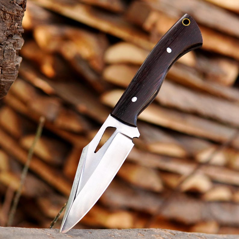 Handmade 8" Bushcraft Skinner Knife – Full Tang High Carbon Steel Hunting Knife with Leather Sheath