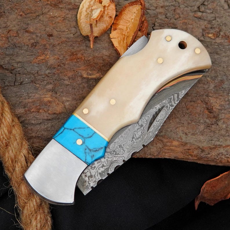 Premium San Mai Damascus Folding Knife with Turquoise & Camel Bone Handle | Copper Brass Core EDC Knife