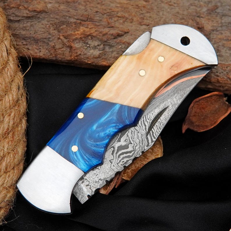 Handmade Damascus Steel Folding Knife with Blue Olive Resin & Natural Wood Handle | Premium EDC Pocket Knife