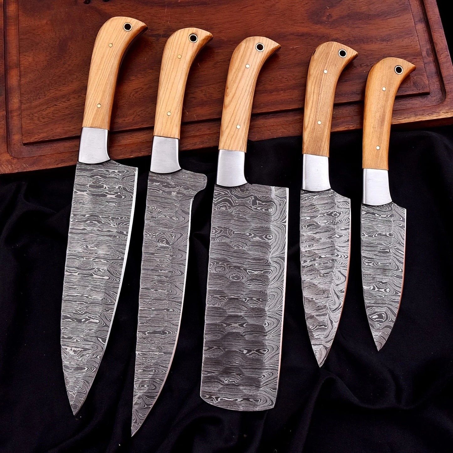 Handmade Damascus 5-Piece Chef Knife Set with Hammered Blades & Wooden Handles | Knives Zone