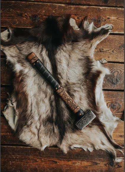 Hand Forged Norse Battle Hammer – Heavy 5kg Steel Hammer with Oak Wood Shaft
